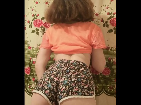 ❤️ Seksikäs nuori beibi riisuu shortsinsa kameran edessä ☑ Pornovideo at porn fi.123sex.ru