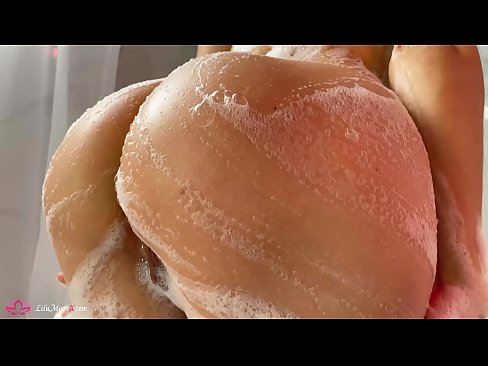 ❤️ Brunette masturboi pillua vibraattorilla intensiiviseen orgasmiin suihkussa ☑ Pornovideo at porn fi.123sex.ru